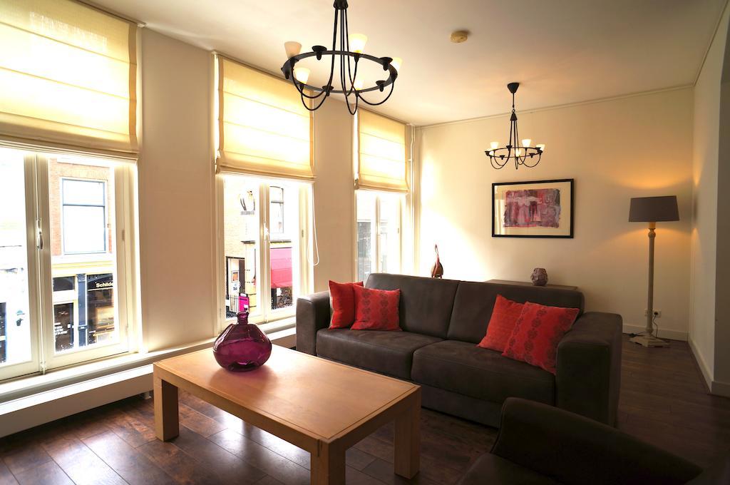 Stayci Serviced Apartments Noordeinde The Hague Bilik gambar