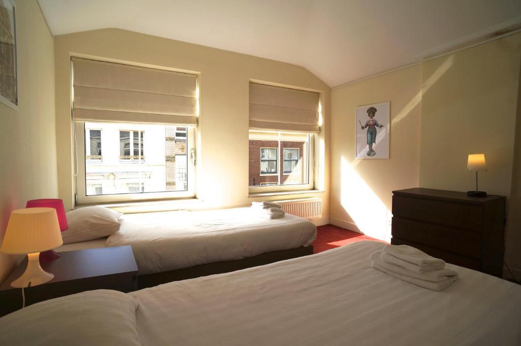 Stayci Serviced Apartments Noordeinde The Hague Bilik gambar