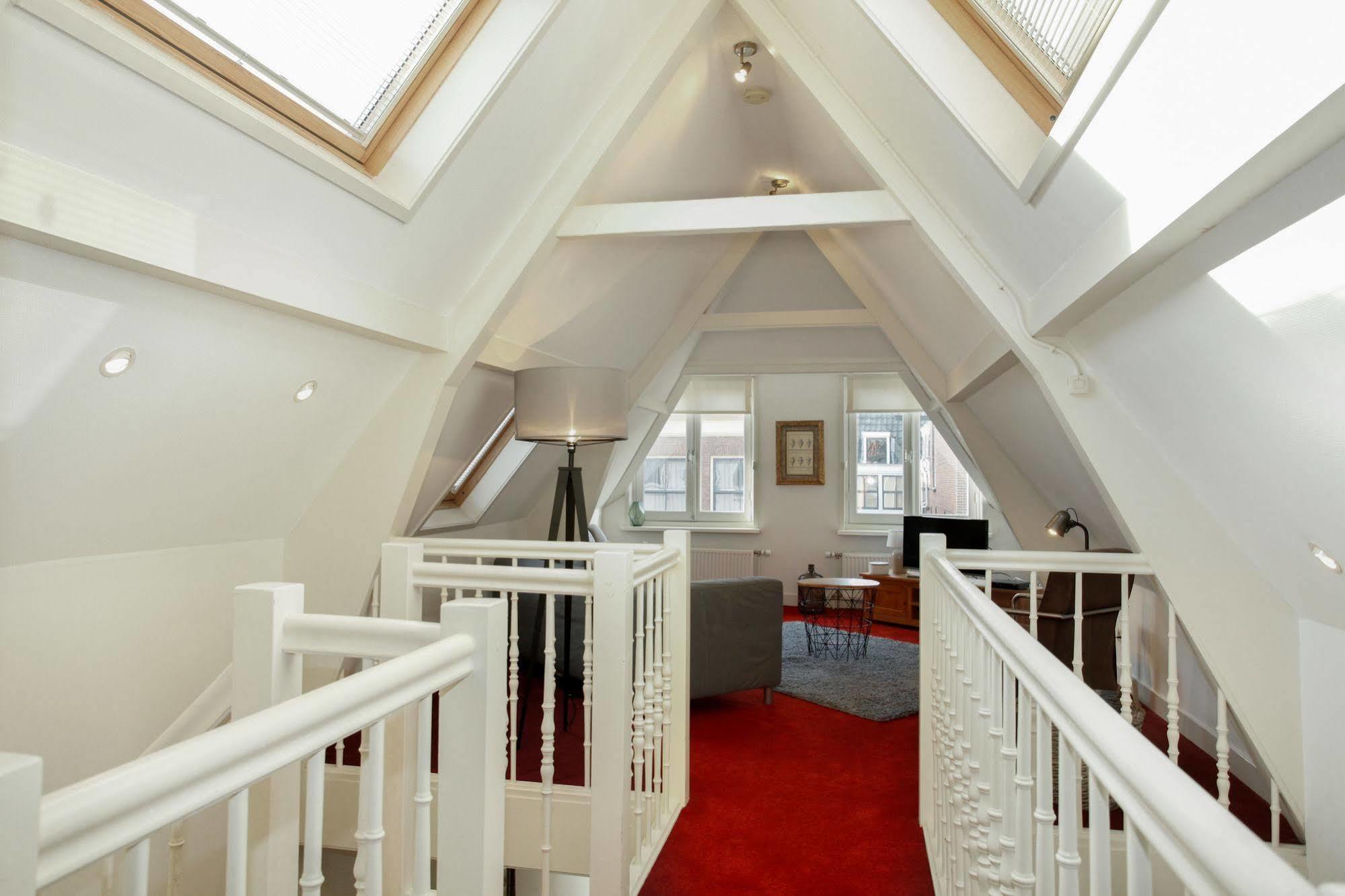 Stayci Serviced Apartments Noordeinde The Hague Luaran gambar